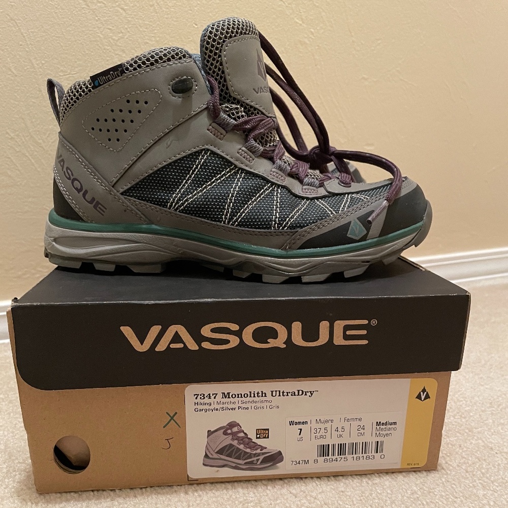 Womens Vasque 7347 Monolith UltraDry Hiking Boots Size 7